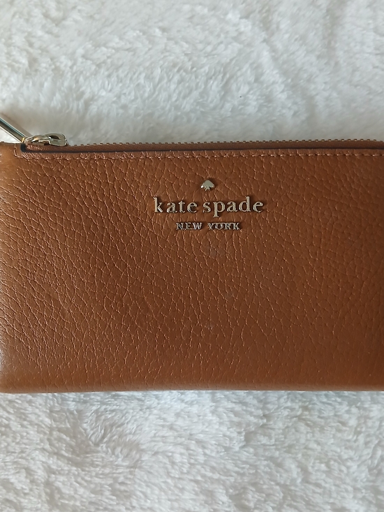 kate spade Handbags - Kate Spade New York COGNAC Pebbled Leather Zip & Snap Wallet - LIKE NEW!